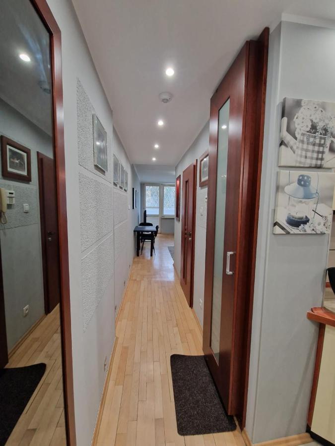Ferienwohnung Przymorze, Park I Czas Nad Zatoka - Doskonale Miejsce Na Wygodny I Udany Urlop W Trojmiescie Danzig Exterior foto